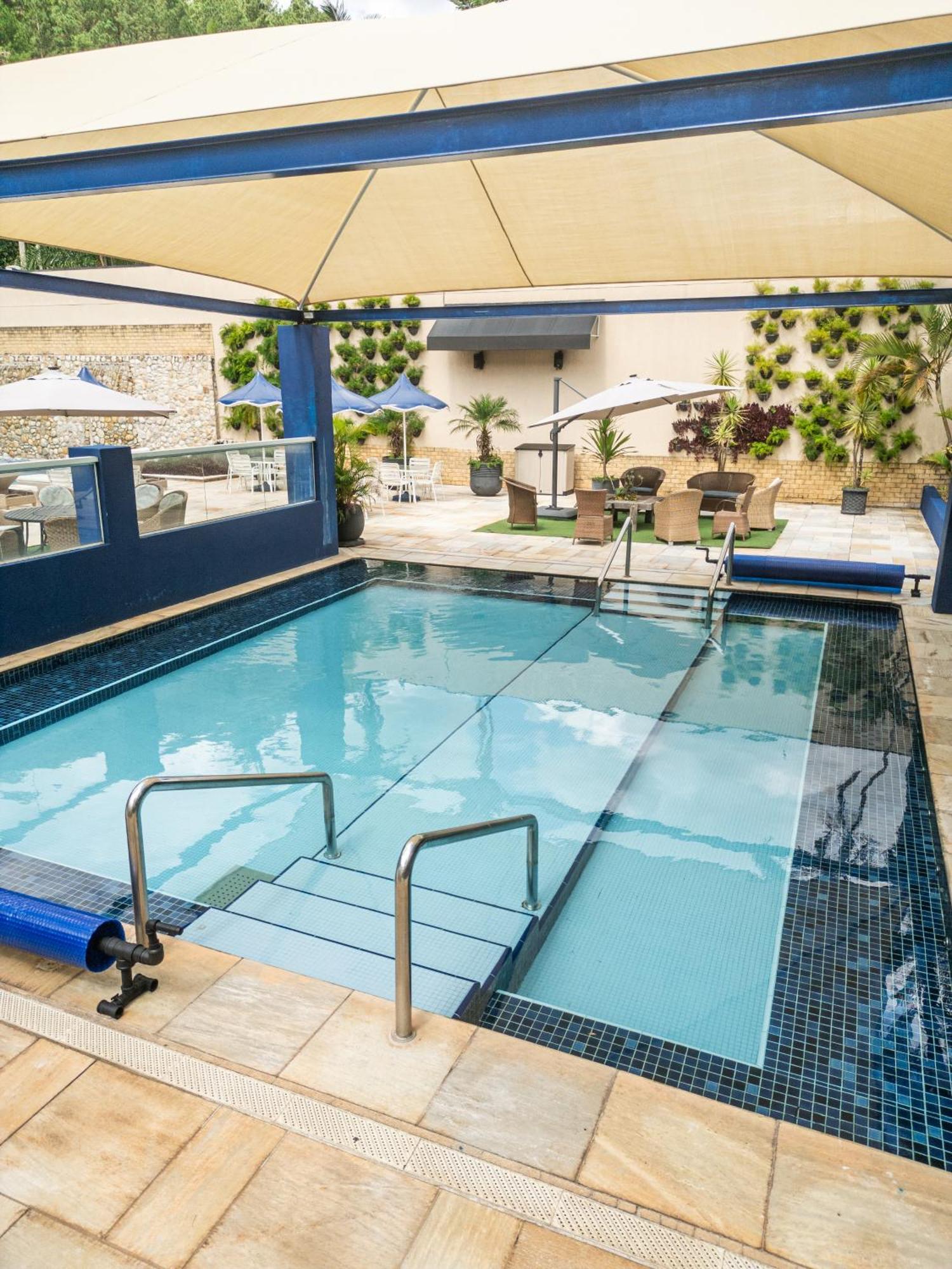 Radio Hotel Resort & Convention Серра-Негра Экстерьер фото